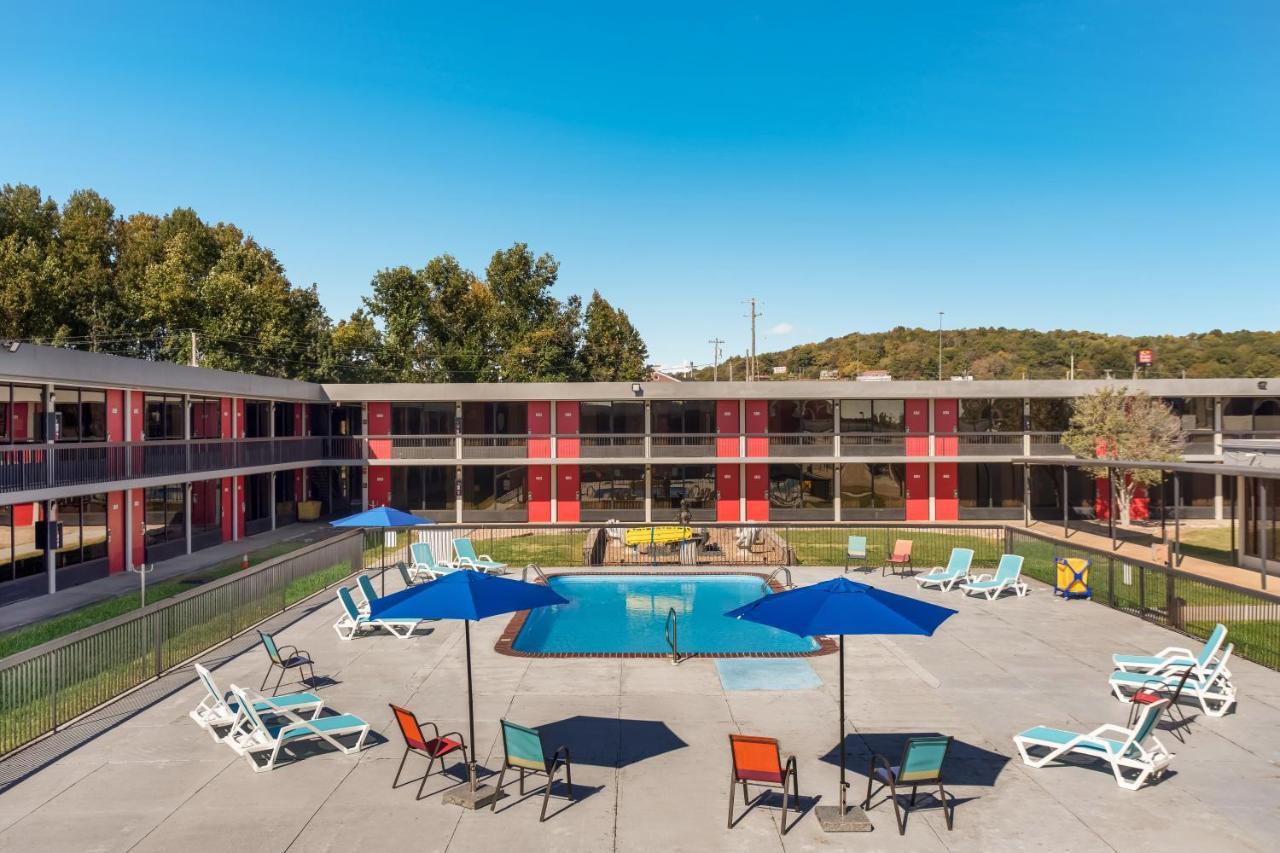 קייב סיטי Econo Lodge מראה חיצוני תמונה