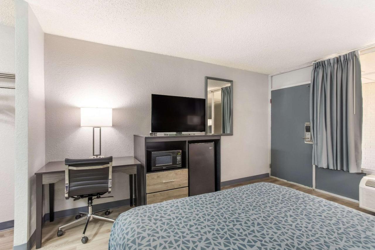 קייב סיטי Econo Lodge מראה חיצוני תמונה