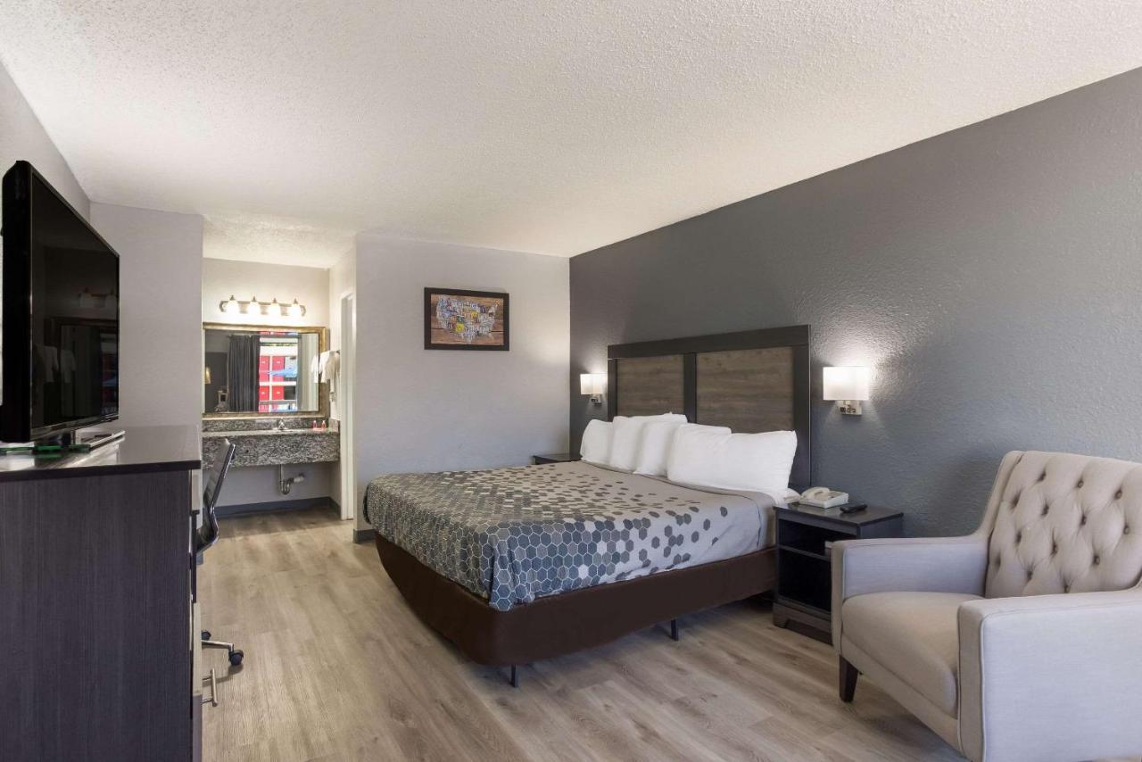 קייב סיטי Econo Lodge מראה חיצוני תמונה