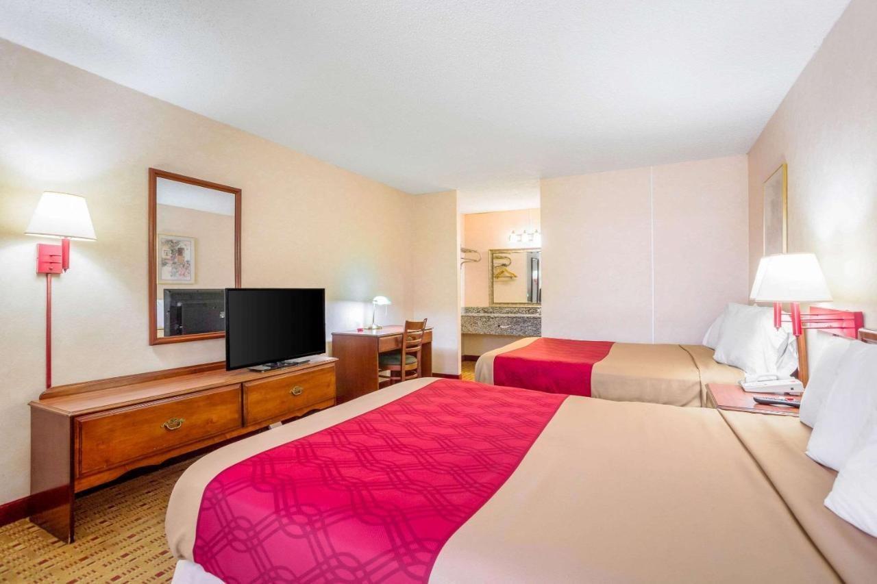 קייב סיטי Econo Lodge מראה חיצוני תמונה