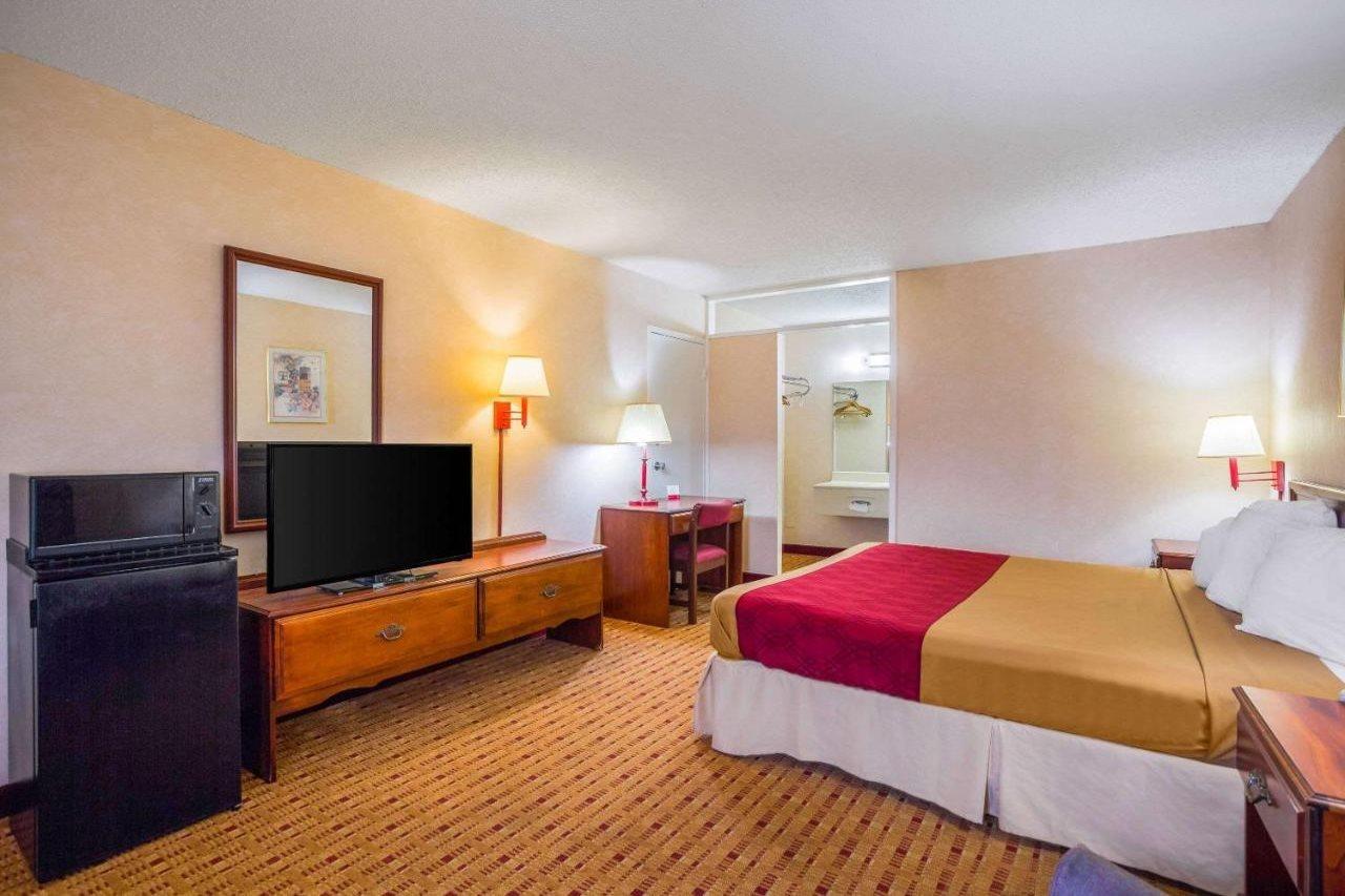 קייב סיטי Econo Lodge מראה חיצוני תמונה