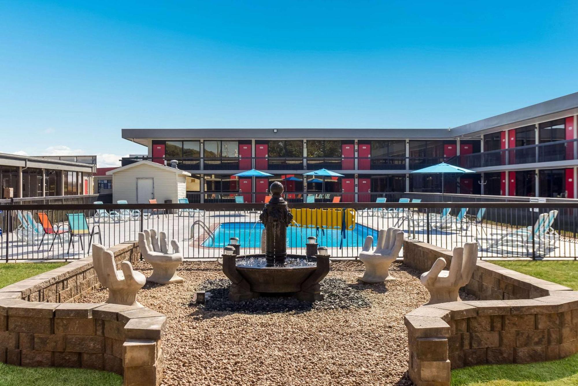 קייב סיטי Econo Lodge מראה חיצוני תמונה