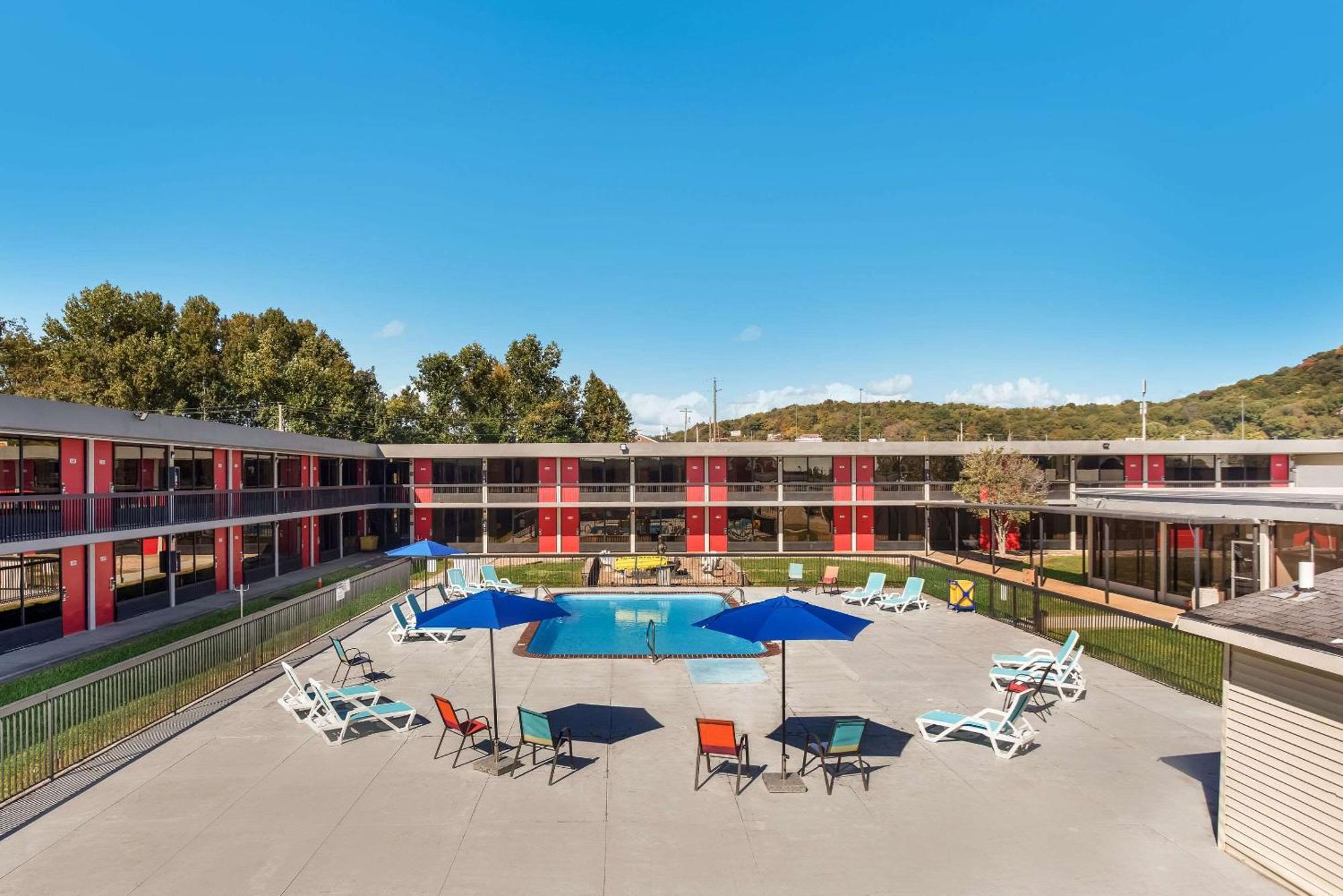 קייב סיטי Econo Lodge מראה חיצוני תמונה