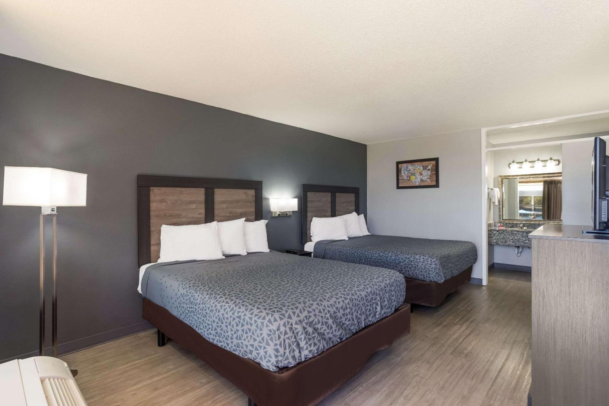 קייב סיטי Econo Lodge מראה חיצוני תמונה